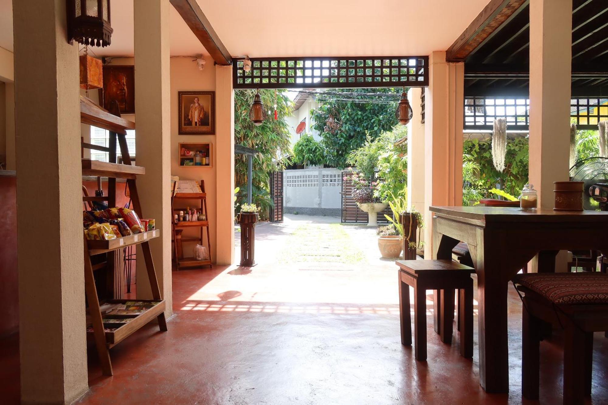 Banjai Garden Guesthouse Chiang Mai Eksteriør bilde