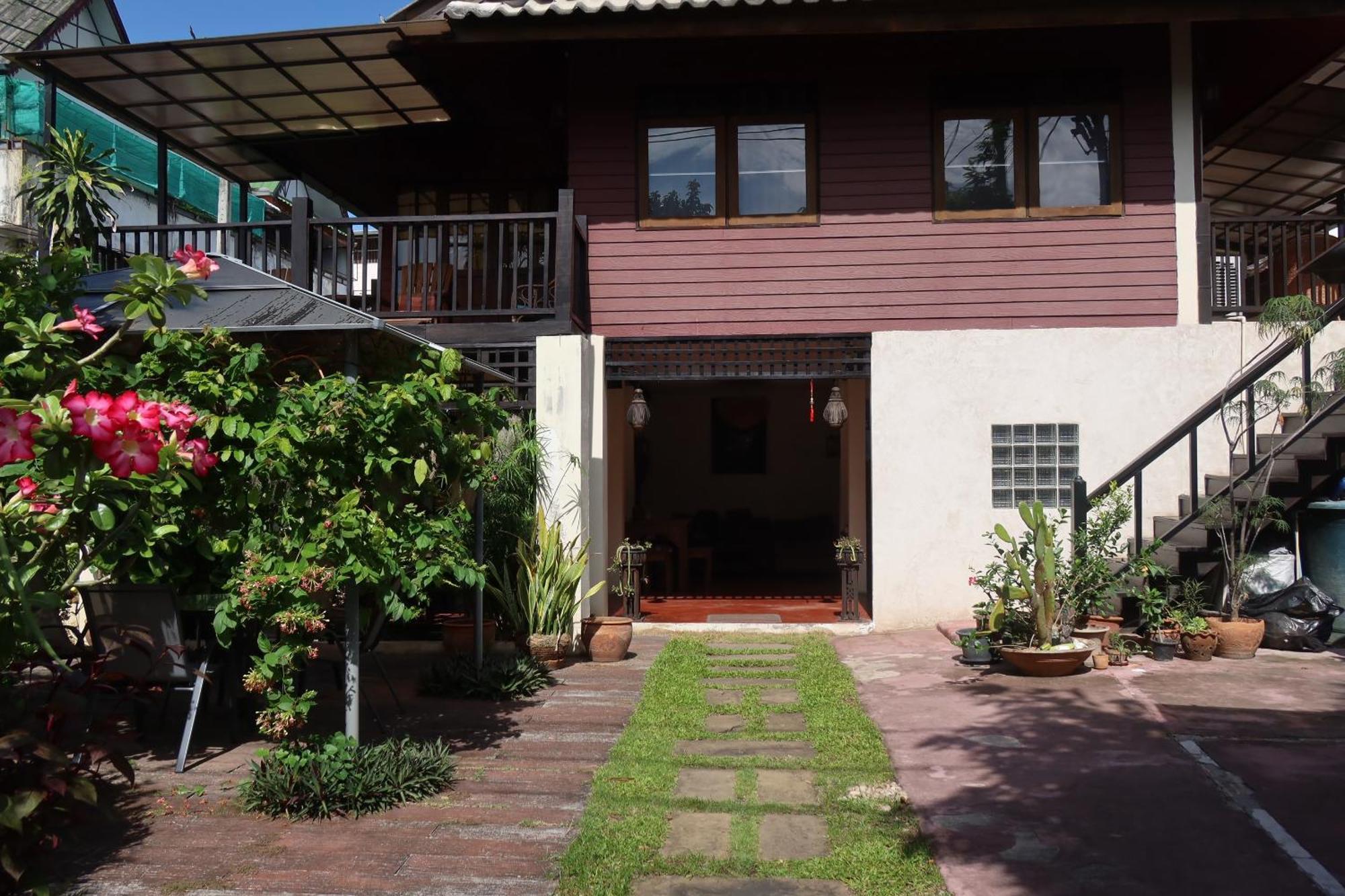 Banjai Garden Guesthouse Chiang Mai Eksteriør bilde