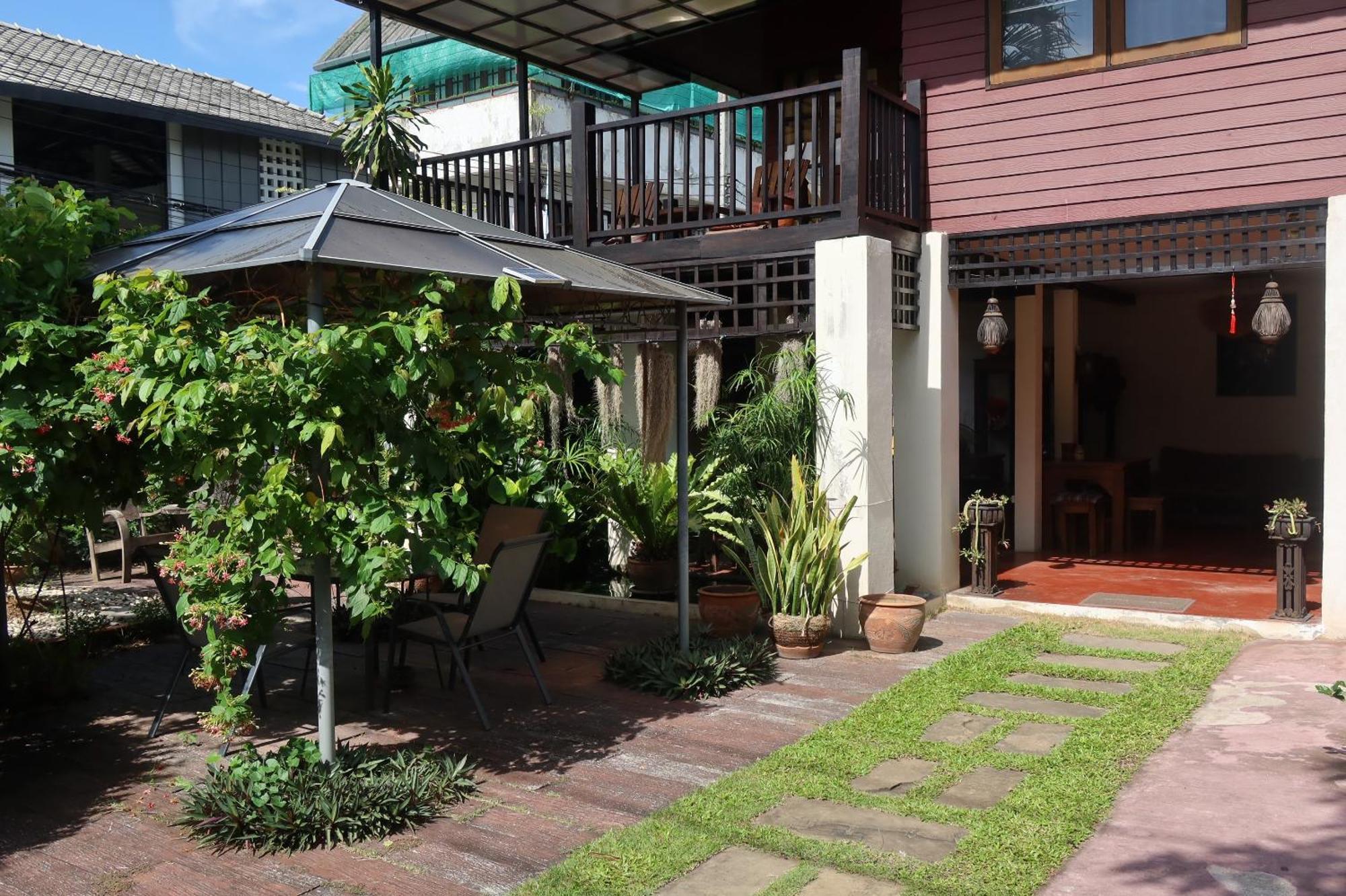 Banjai Garden Guesthouse Chiang Mai Eksteriør bilde